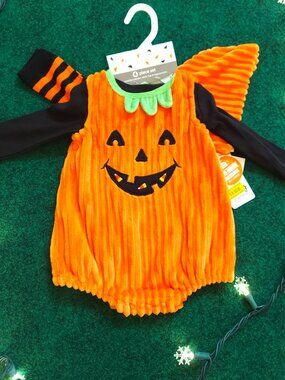New Halloween PUMPKIN Costume Romper BABY 9 months + accessories 4 pc SET